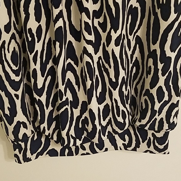 White and navy print dress - Picture 4 of 4